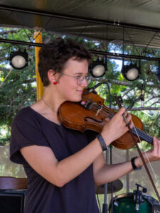 40 h jammin, 40 H jammin', 40 hour Jammin’, jacques maudy, jacquesmaudyphotography, justinbrown, kin kin, linus, lizzyoung, Motor Neurone Disease, Shenzo, Shenzo Gregorio, the Kendall Permaculture Farm, tomas hladky