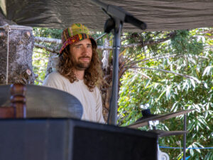 40 h jammin, 40 H jammin', 40 hour Jammin’, jacques maudy, jacquesmaudyphotography, justinbrown, kin kin, linus, lizzyoung, Motor Neurone Disease, Shenzo, Shenzo Gregorio, the Kendall Permaculture Farm, tomas hladky