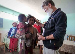 Madagascar, akamasoa, pere pedro, father pedro, saint vincent de paul, jacques maudy, jacquesmaudy, jacquesmaudyphotography.com