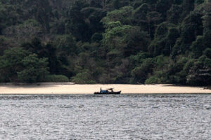 Moken, Mergui archipelago, myanmar, myek, jacques_maudy, Jacquesmaudyphotography.com, golden pearls of Myanmar