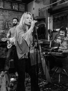 Nathan Macgregor, Chris Bosley, Travis Jenkins, River Petein, Brennan Smith, Peter Golikov, Annette Brennan, band, can you keep a secret brisbane, Golden Sound, jacques maudy, jacquesmaudyphotography, Music, brisbane, funk music, peter golikov,