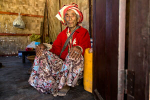 Jacques Maudy Photography, The Tears of the Ocean, golden pearls of Myanmar, Moken, Mergui archipelago, myanmar, myek, jacques_maudy, Jacquesmaudyphotography.com,jacques maudy, jacquesmaudyphotography, chin state, chin tattooed women, Myanmar,, jacques maudy, jacquesmaudyphotography, chin state, chin tattooed women, Myanmar,