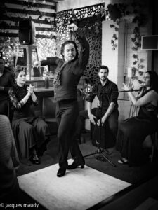 cameron James, tablao flamenco, Flamenco house brisbane, pata negra spanish Bar, jacques maudy photography