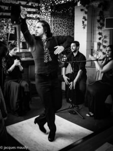 cameron James, tablao flamenco, Flamenco house brisbane, pata negra spanish Bar, jacques maudy photography